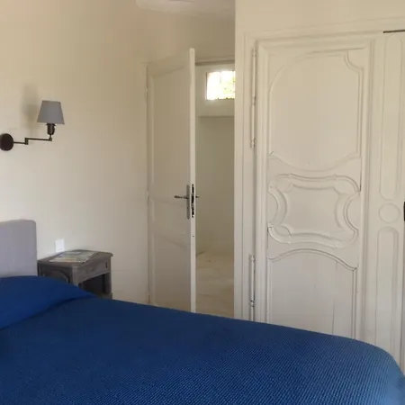 Ancienne Maison Des Gardes 2* Lourmarin